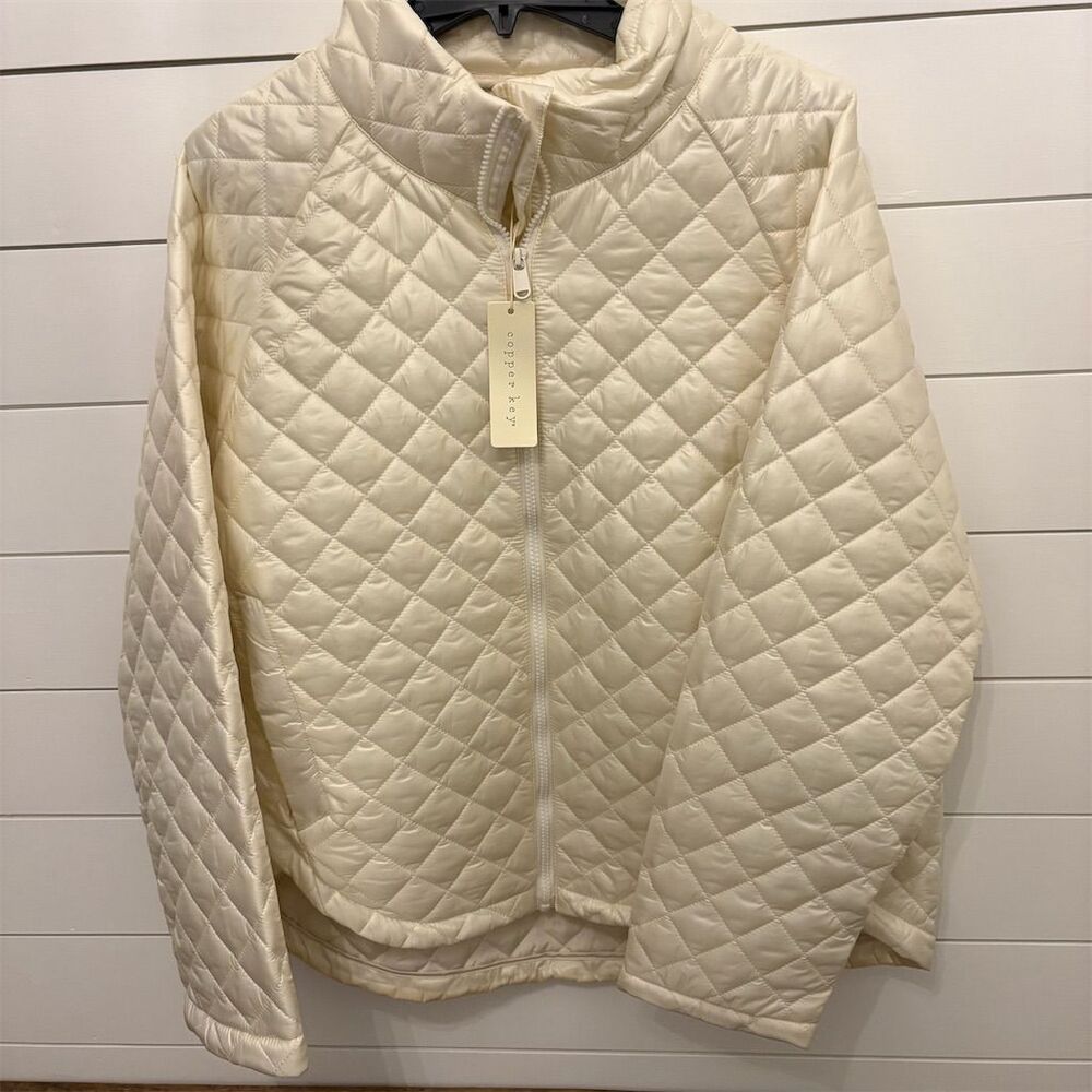 Cooper Key Women's Quilted Puffer Jacket White Geometric XL NEW with tags